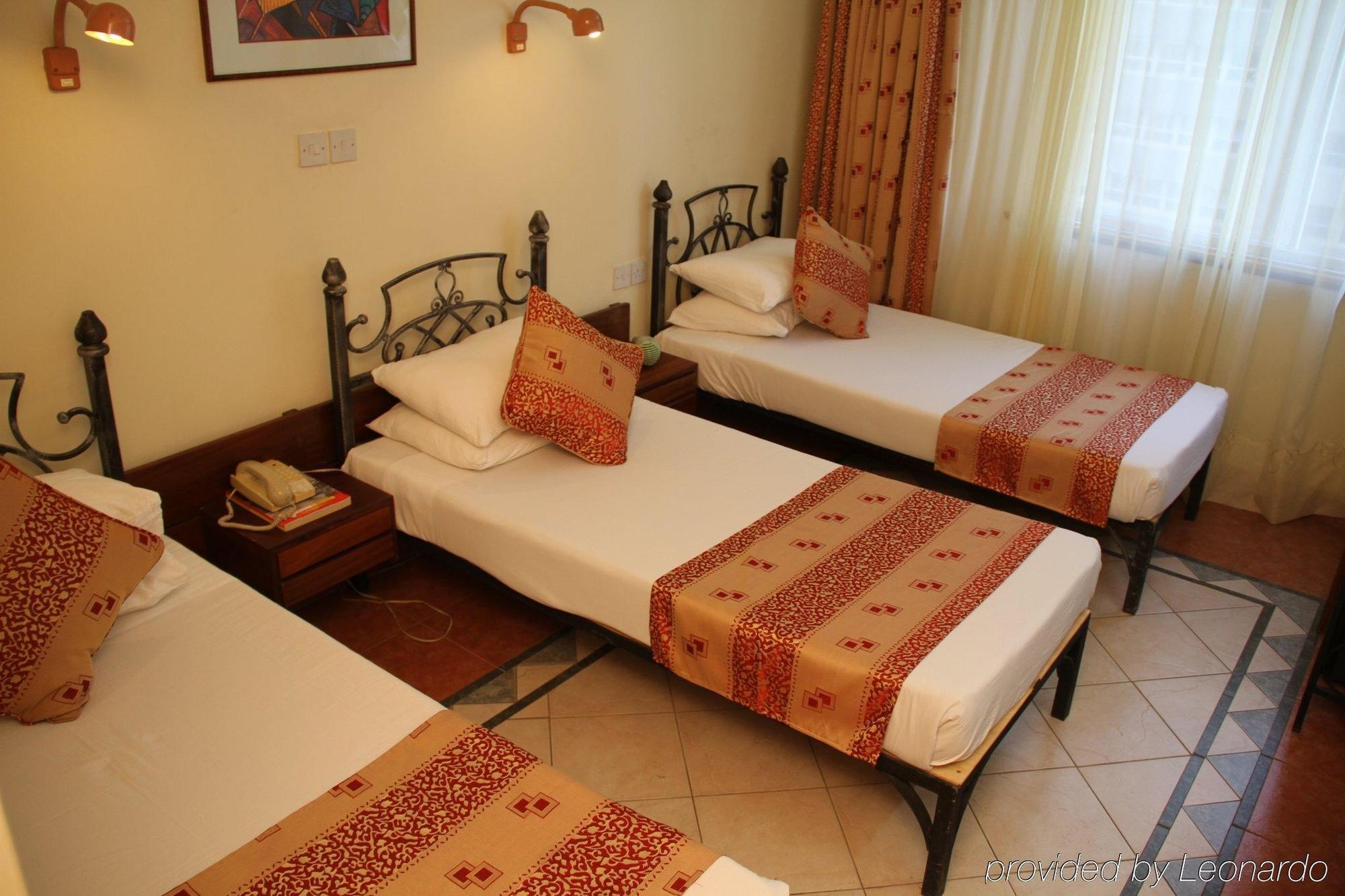 Sentrim 680 Hotel Nairobi Phòng bức ảnh
