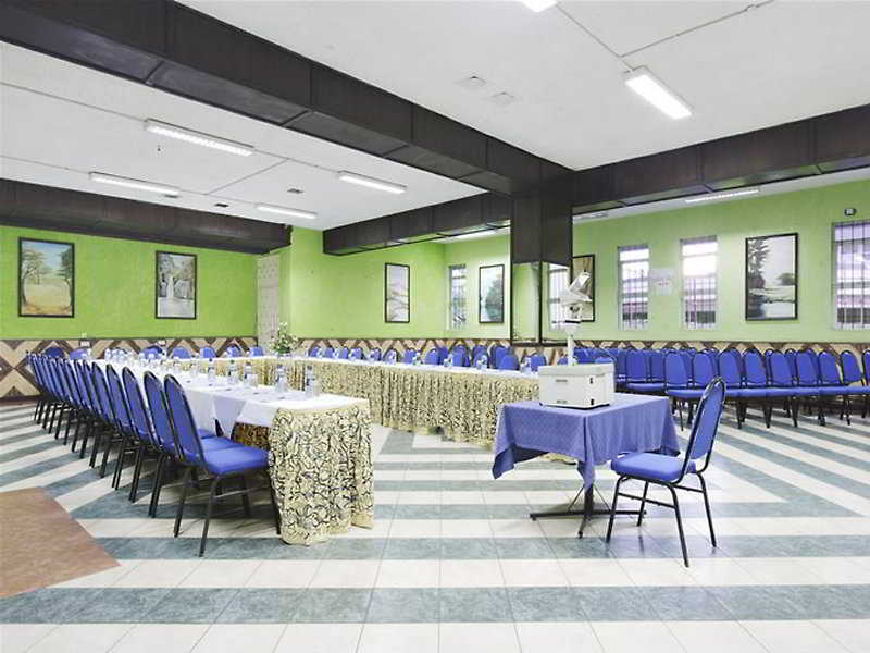 Sentrim 680 Hotel Nairobi Ngoại thất bức ảnh