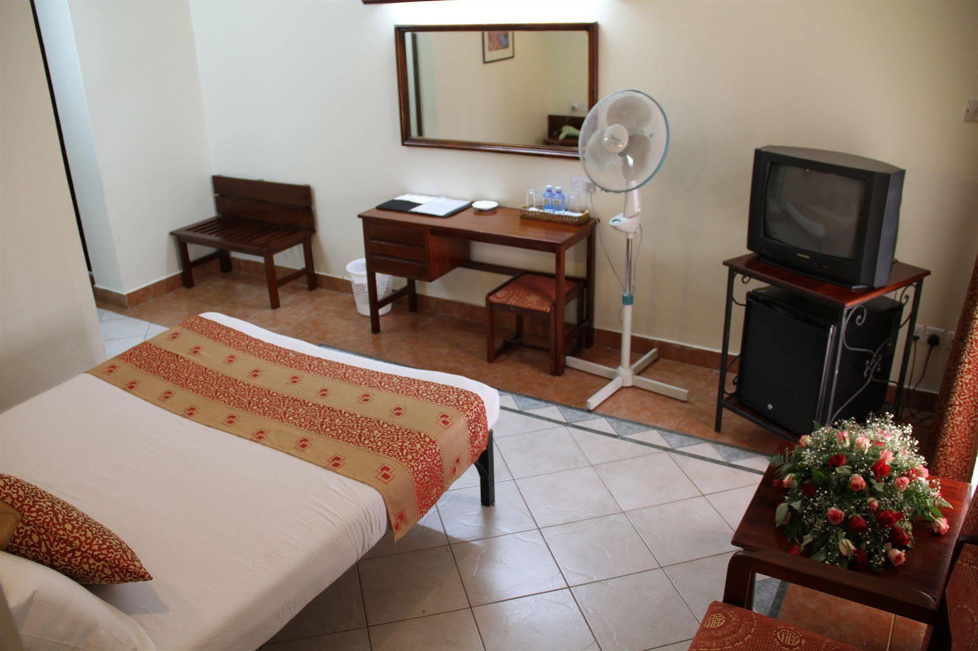 Sentrim 680 Hotel Nairobi Ngoại thất bức ảnh