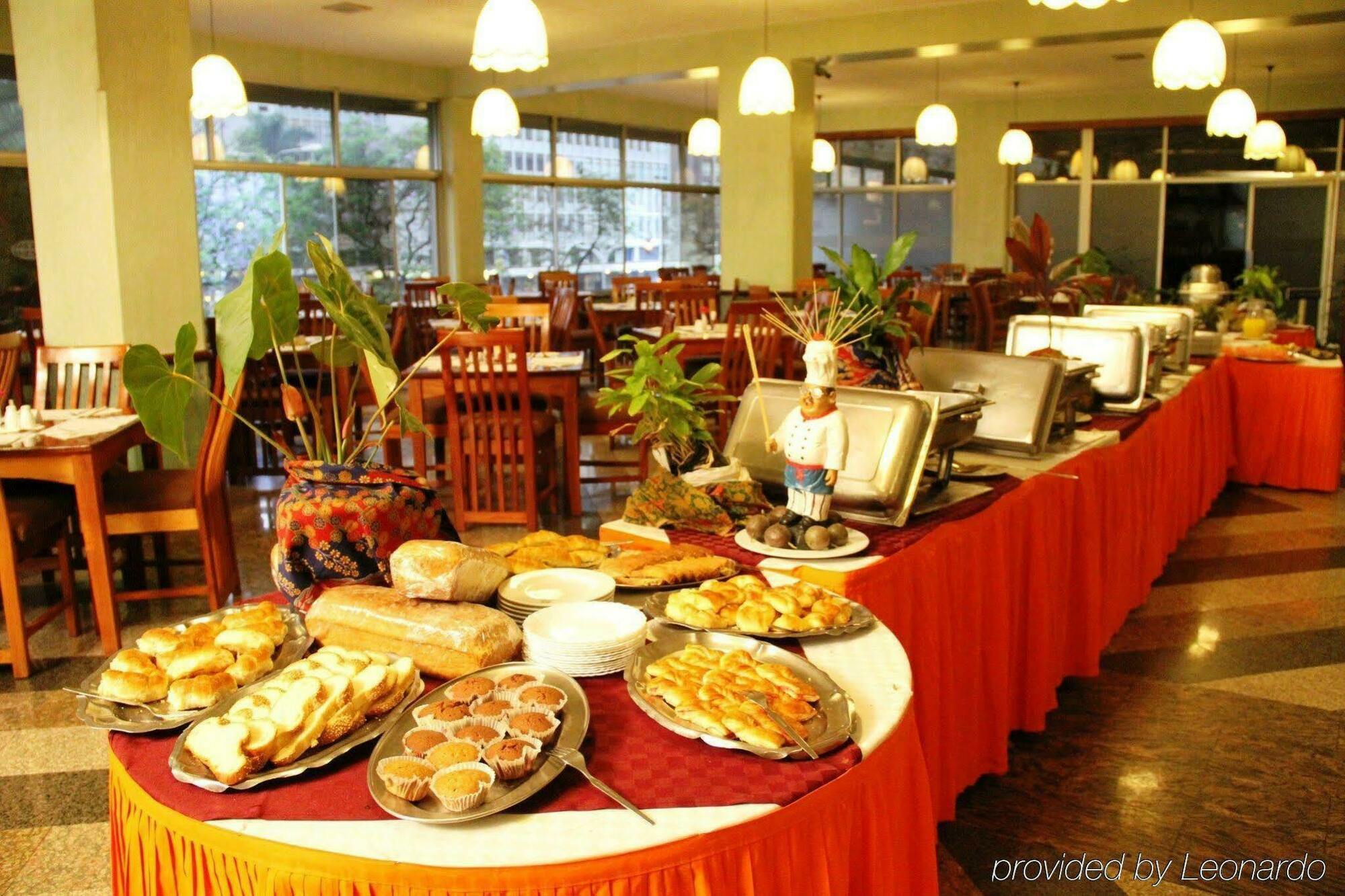 Sentrim 680 Hotel Nairobi Nhà hàng bức ảnh